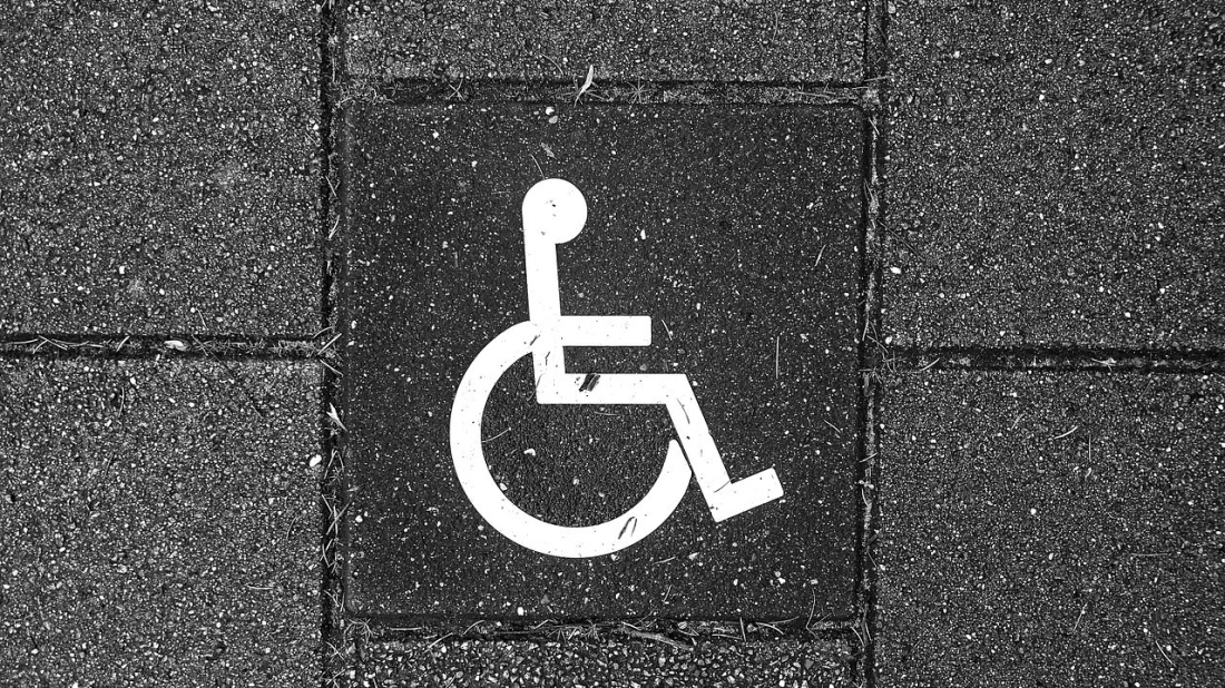 Parkplatz Rollstuhlfahrer